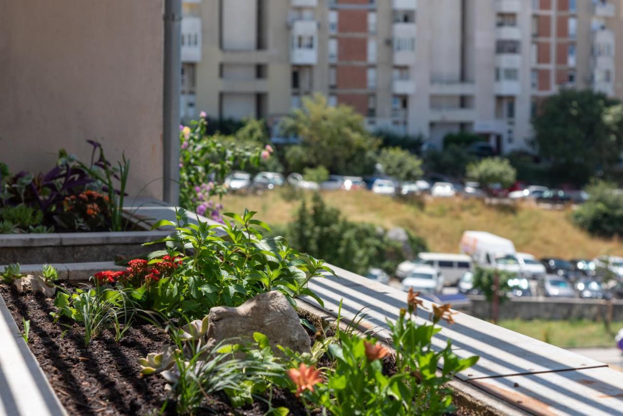 Sunnyrose - Walking Distance From Znjan - Free Public Parking - Huge Balcony Apartament Split